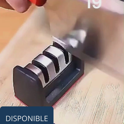 L'aiguiseur de couteaux professionnel
